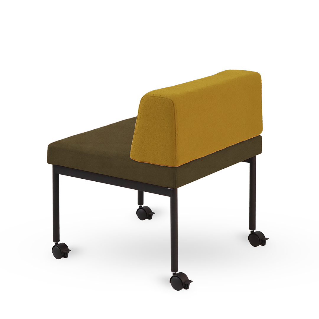 Caster Sofa -02