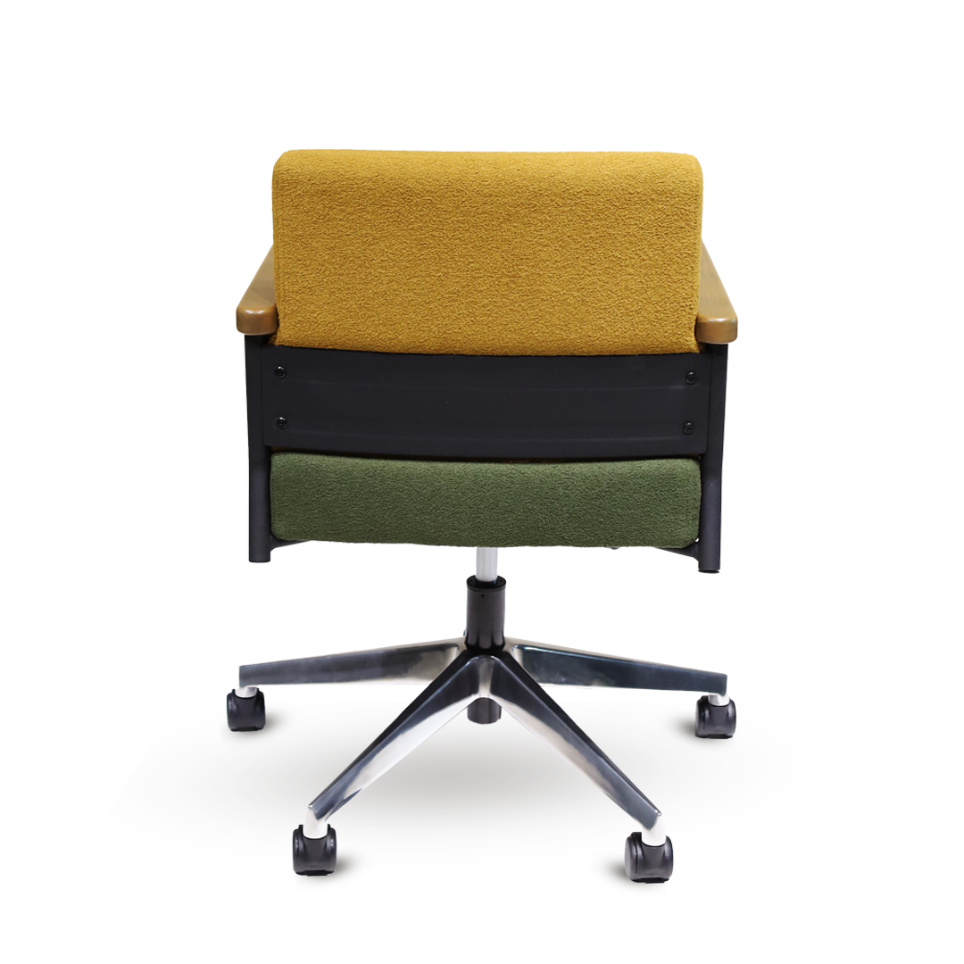 T Chair 5 leg caster