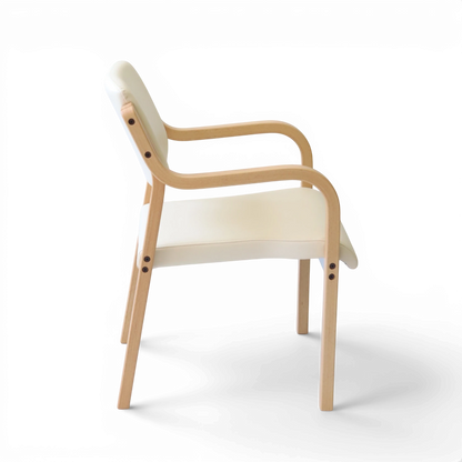 PROVOUR 台日設計家具｜木質辦公桌辦公椅 M Chair-02 米白色曲木扶手椅，具備舒適泡綿座墊與可堆疊設計，適合商務接待空間。