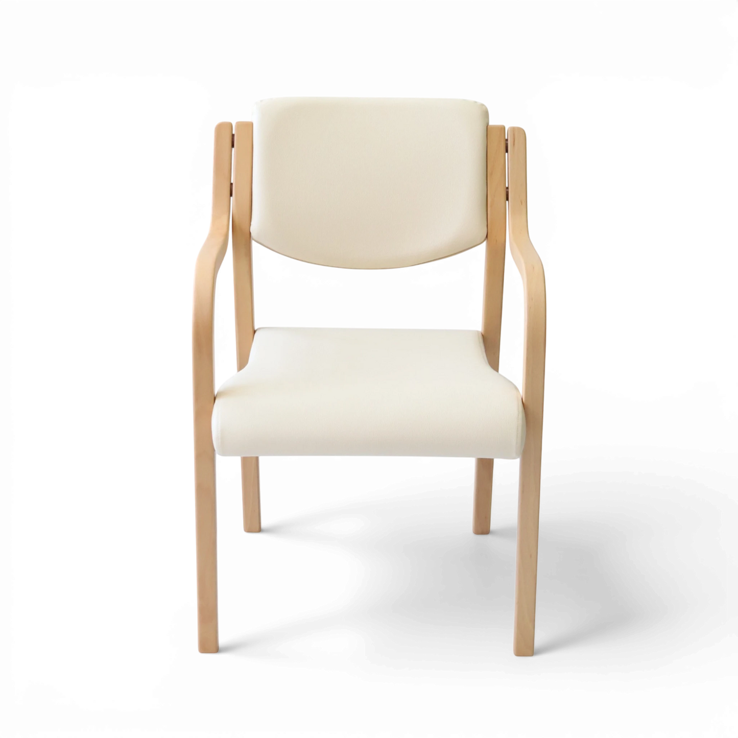 PROVOUR 台日設計家具 M Chair-02 米白色 PVC 曲木扶手椅，簡約舒適適合商務接待與居家空間