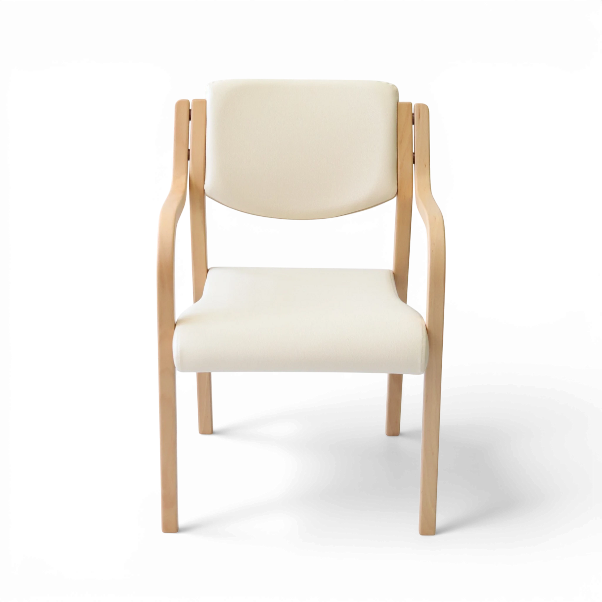 PROVOUR 台日設計家具 M Chair-02 米白色 PVC 曲木扶手椅，簡約舒適適合商務接待與居家空間